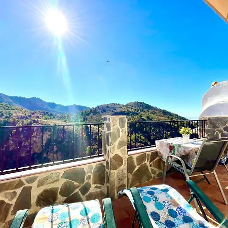 Axarquia , Frigiliana, Terraza Privada Con Vistas A La Montana Rio Y Al Mar *