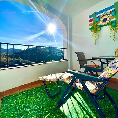 Axarquia , Frigiliana, Terraza Privada Con Vistas A La Montana Rio Y Al Mar *
