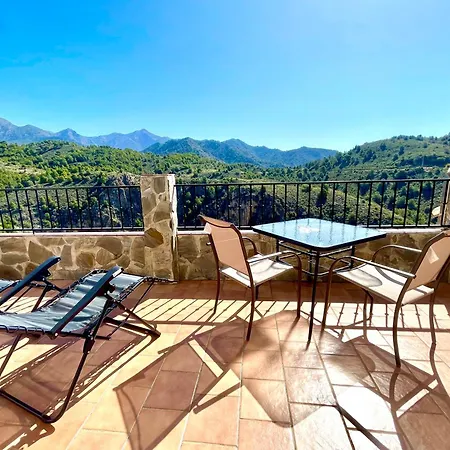 Axarquia , Frigiliana, Terraza Privada Con Vistas A La Montana Rio Y Al Mar *