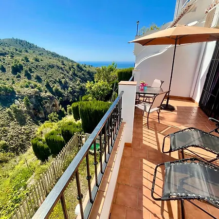 Axarquia , Frigiliana, Terraza Privada Con Vistas A La Montana Rio Y Al Mar Apartment