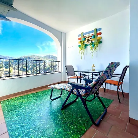 Axarquia , Frigiliana, Terraza Privada Con Vistas A La Montana Rio Y Al Mar * Frigiliana