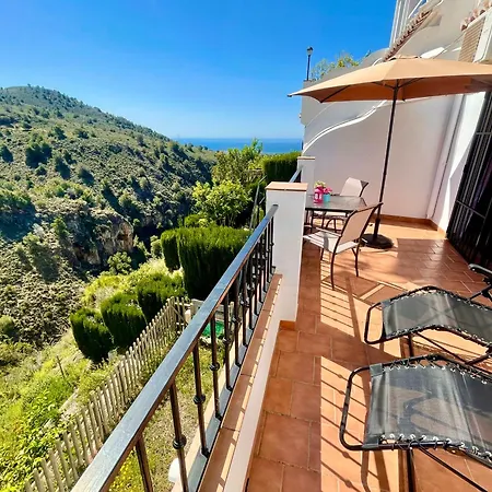 Axarquia , Frigiliana, Terraza Privada Con Vistas A La Montana Rio Y Al Mar 아파트